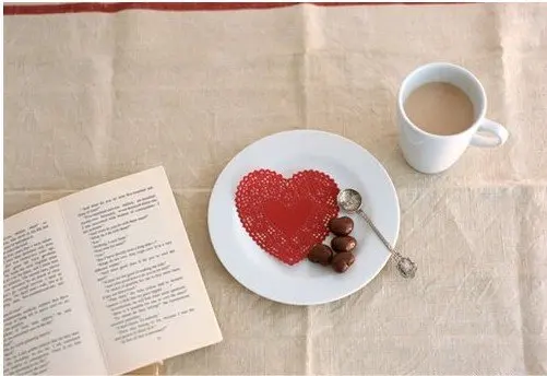 Wholesale Romantic Pink Embossed Heart Paper doily Cake Doilies 6 inch (400pcs) Free shipping