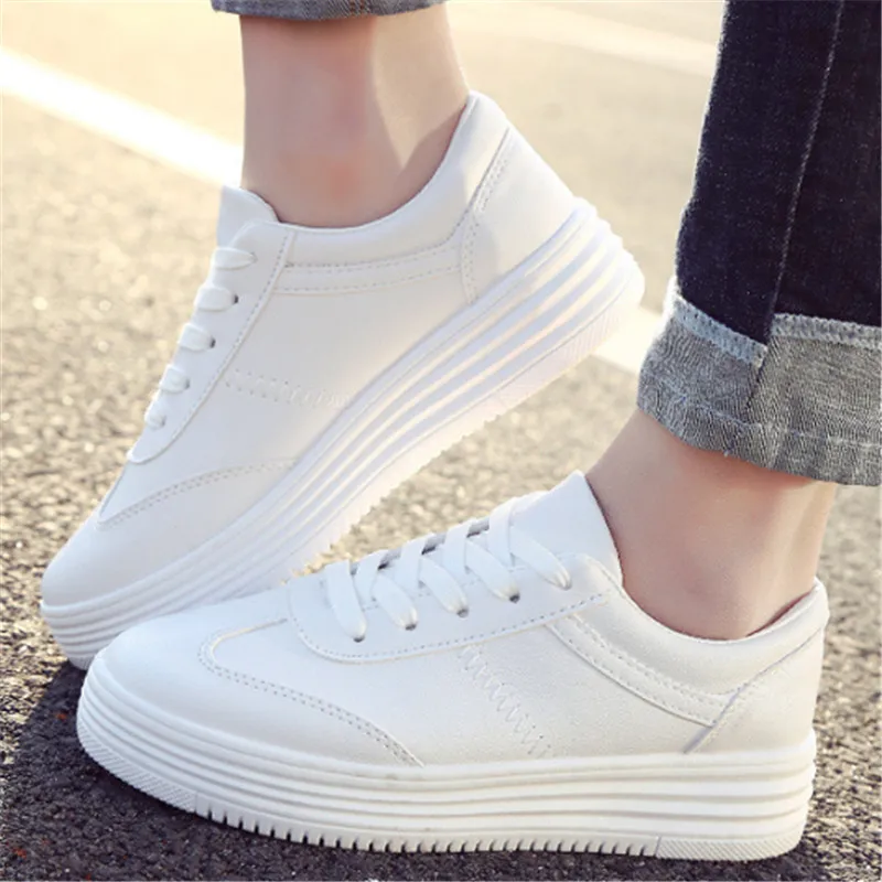 LAIDILANGTU new spring thick-soled white shoes women's casual shoes women's solid cake shoes Superstar Sneakers women's shoes
LAIDILANGTU new spring thick-soled white shoes women's casual shoes women's solid cake shoes Superstar Sneakers women's shoes