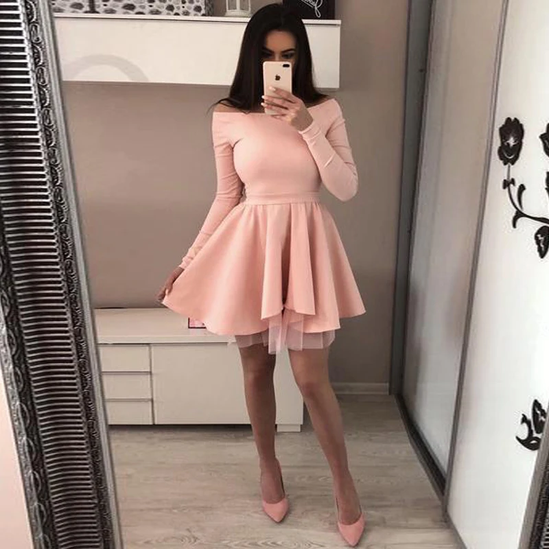 Cheap Homecoming Dresses 2019 Long Sleeves Black Red Pink Popular Junior Short A-line Freshman Graduation Dress mezuniyet elbise
Cheap Homecoming Dresses 2019 Long Sleeves Black Red Pink Popular Junior Short A-line Freshman Graduation Dress mezuniyet elbise