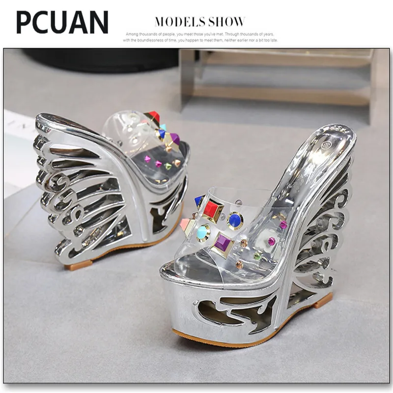 2018 Famous Sexy high heels sequins gold and silver shaped with wedding shoes bridal shoes 15 cm sandals and slippers
2018 Famous Sexy high heels sequins gold and silver shaped with wedding shoes bridal shoes 15 cm sandals and slippers