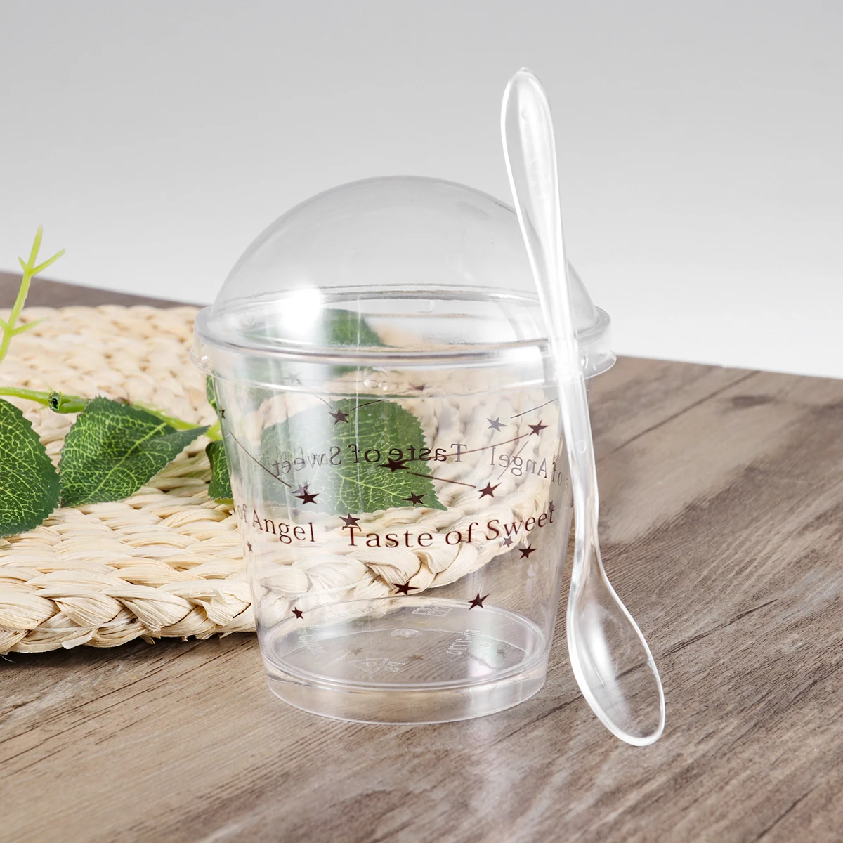 5PCS Clear Plastic Cake cup mold Sets Disposable Dessert Containers with Dome Lid and Spoon for Pudding Yogurt Tiramisu
5PCS Clear Plastic Cake cup mold Sets Disposable Dessert Containers with Dome Lid and Spoon for Pudding Yogurt Tiramisu