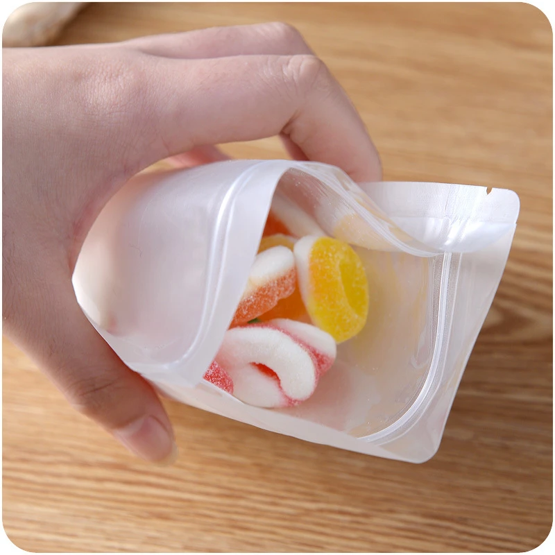 One time thickening and transparent PE food preservative bag waterproof and sealing bag B799 food self sealed wholesale
One time thickening and transparent PE food preservative bag waterproof and sealing bag B799 food self sealed wholesale