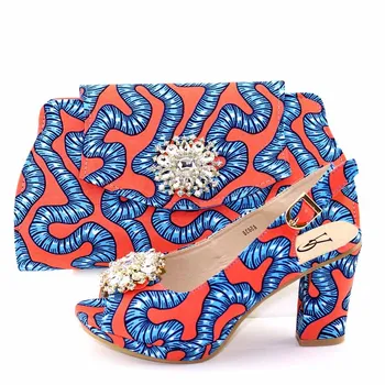 Free shipping ankara shoes and bag 3.5 inches sandal shoes and clutches with stones high quality wax shoes and bag set SB8402-4
Free shipping ankara shoes and bag 3.5 inches sandal shoes and clutches with stones high quality wax shoes and bag set SB8402-4