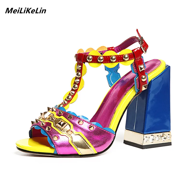 2018 Top Women Sandals High Heels Thick Heel Bohemia Sandals Female Rivet Rhinestone Heel High-Quality Genuine Leather Sandals
2018 Top Women Sandals High Heels Thick Heel Bohemia Sandals Female Rivet Rhinestone Heel High-Quality Genuine Leather Sandals