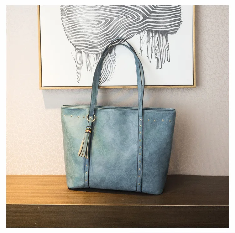 MJ Women Leather Shoulder Bag Female Large PU Leather Handbag Tassel Shopping Tote Big Crossbody Bag Messenger Bags for Women (20)