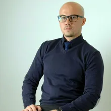 Лого пользователя M***v