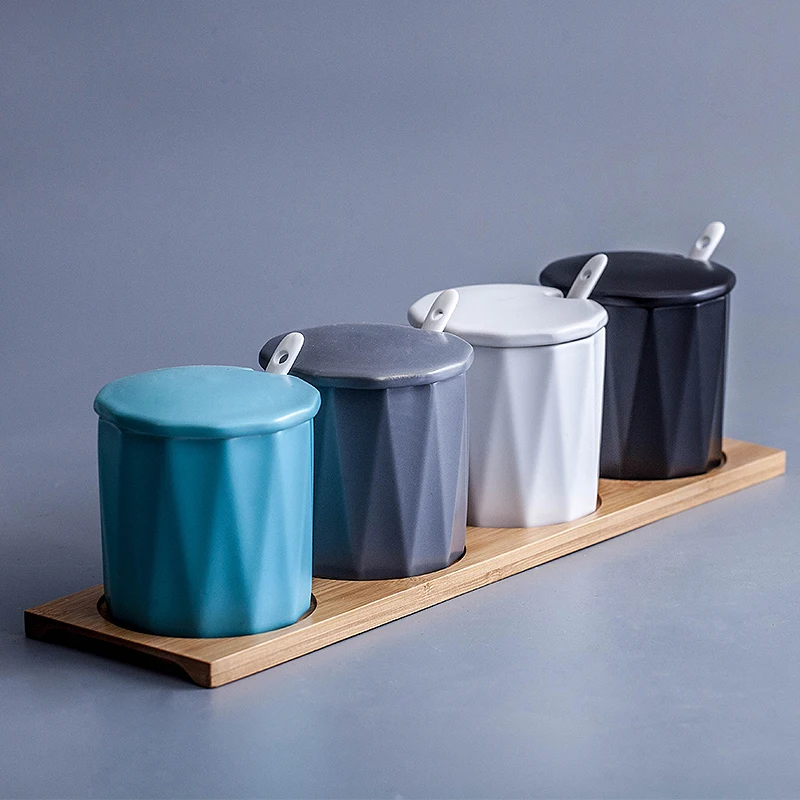 3Pcs/Set Ceramic Seasoning Jar Kitchen Food Storage Box Nordic Geometric Oil Bottle Salt Shaker Container Kitchen Accessories
3Pcs/Set Ceramic Seasoning Jar Kitchen Food Storage Box Nordic Geometric Oil Bottle Salt Shaker Container Kitchen Accessories