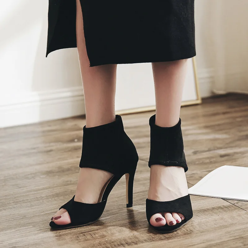 Summer new European and American style sexy fish mouth stiletto high heel sandals fashion versatile high heel shoes women's shoe
Summer new European and American style sexy fish mouth stiletto high heel sandals fashion versatile high heel shoes women's shoe