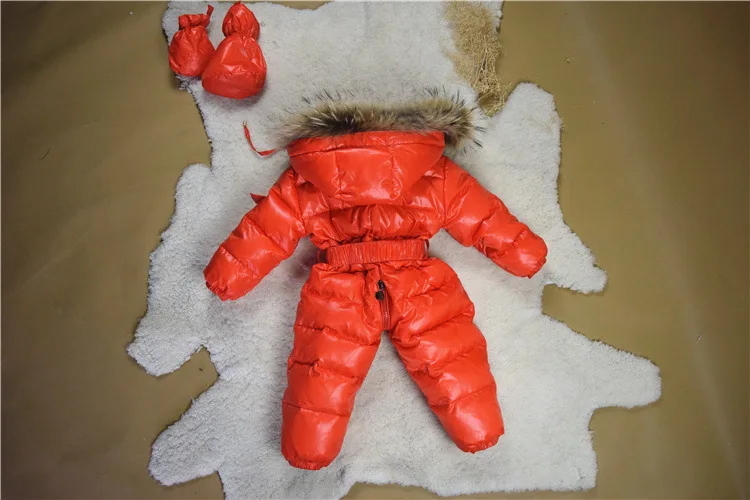 3643202272_756900494