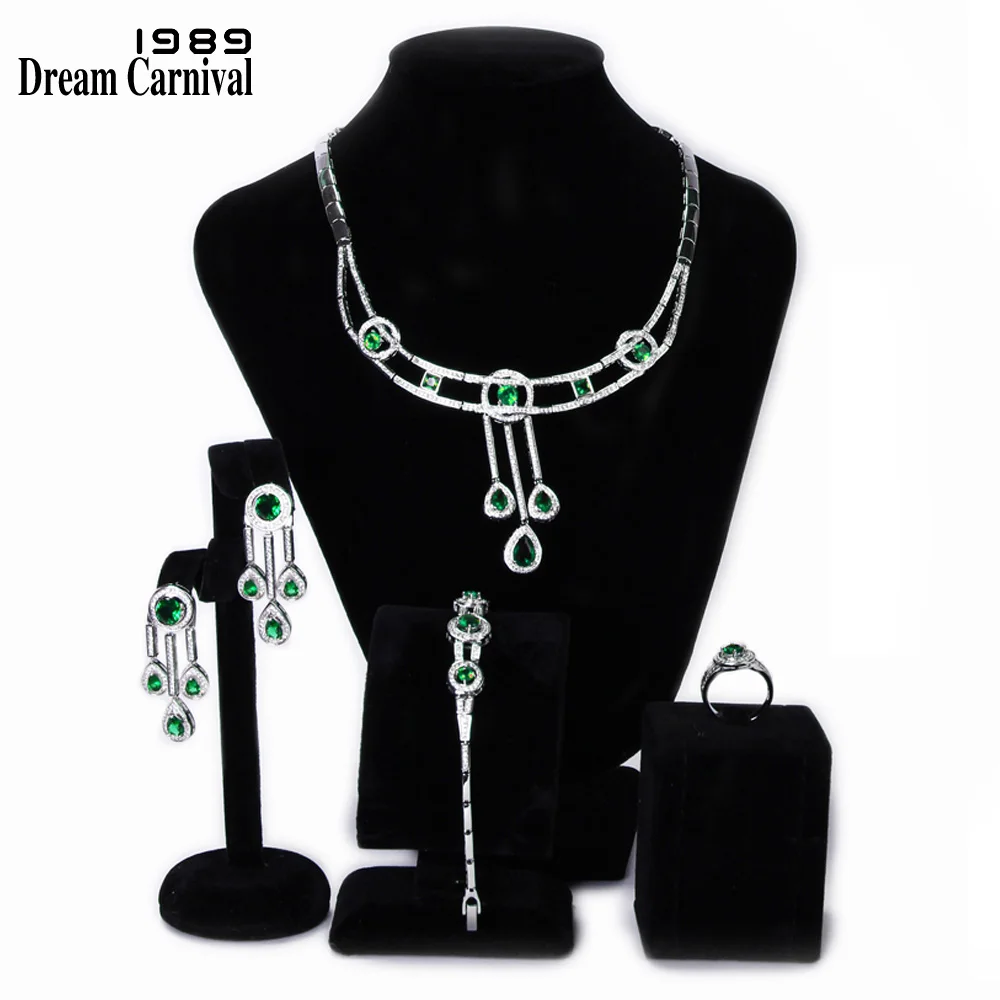 DreamCarnival 1989 Elegant Dangle Earring Necklace Zirconia Bride Wedding Full Set for Women Marriage Jewelry Display SN02009
DreamCarnival 1989 Elegant Dangle Earring Necklace Zirconia Bride Wedding Full Set for Women Marriage Jewelry Display SN02009