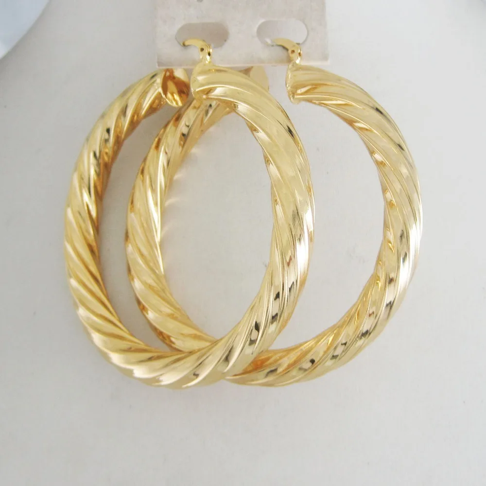 MIN ORDER ONE PIECE /BIG BAND TWIST - YELLOW GOLD GP OVERLAY FILL BRASS HUGE HOOP 70MM 2.76" EARRING/GREAT GIFT/
MIN ORDER ONE PIECE /BIG BAND TWIST - YELLOW GOLD GP OVERLAY FILL BRASS HUGE HOOP 70MM 2.76" EARRING/GREAT GIFT/