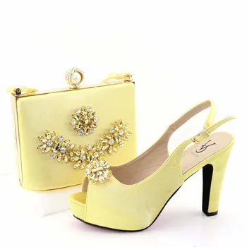 2019 bright yellow shoes with matching clutches bag set italian shoes and bag set for african aso ebi wedding party SB8401-1
2019 bright yellow shoes with matching clutches bag set italian shoes and bag set for african aso ebi wedding party SB8401-1