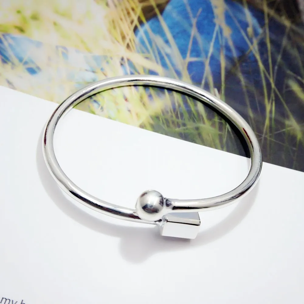 Authentic 990 Sterling Silver Bangle Elegant Square Round Open Bracelets for Women Girls Ethnic Accessories Jewelry Wedding Gift
Authentic 990 Sterling Silver Bangle Elegant Square Round Open Bracelets for Women Girls Ethnic Accessories Jewelry Wedding Gift