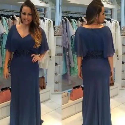 Navy Blue Mother of the Bride Dresses V Neck Short Sleeves Formal Godmother Wedding Party Guests Gown Plus Size
Navy Blue Mother of the Bride Dresses V Neck Short Sleeves Formal Godmother Wedding Party Guests Gown Plus Size