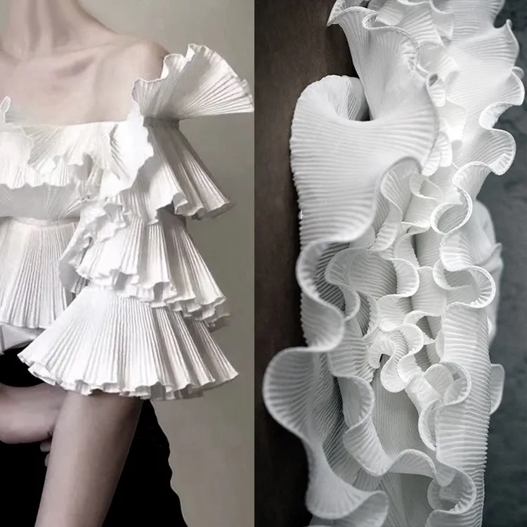 3 yards / lots Beautiful single layer pleated wave three-dimensional ruffle fabric wedding dress large lace accessories
3 yards / lots Beautiful single layer pleated wave three-dimensional ruffle fabric wedding dress large lace accessories