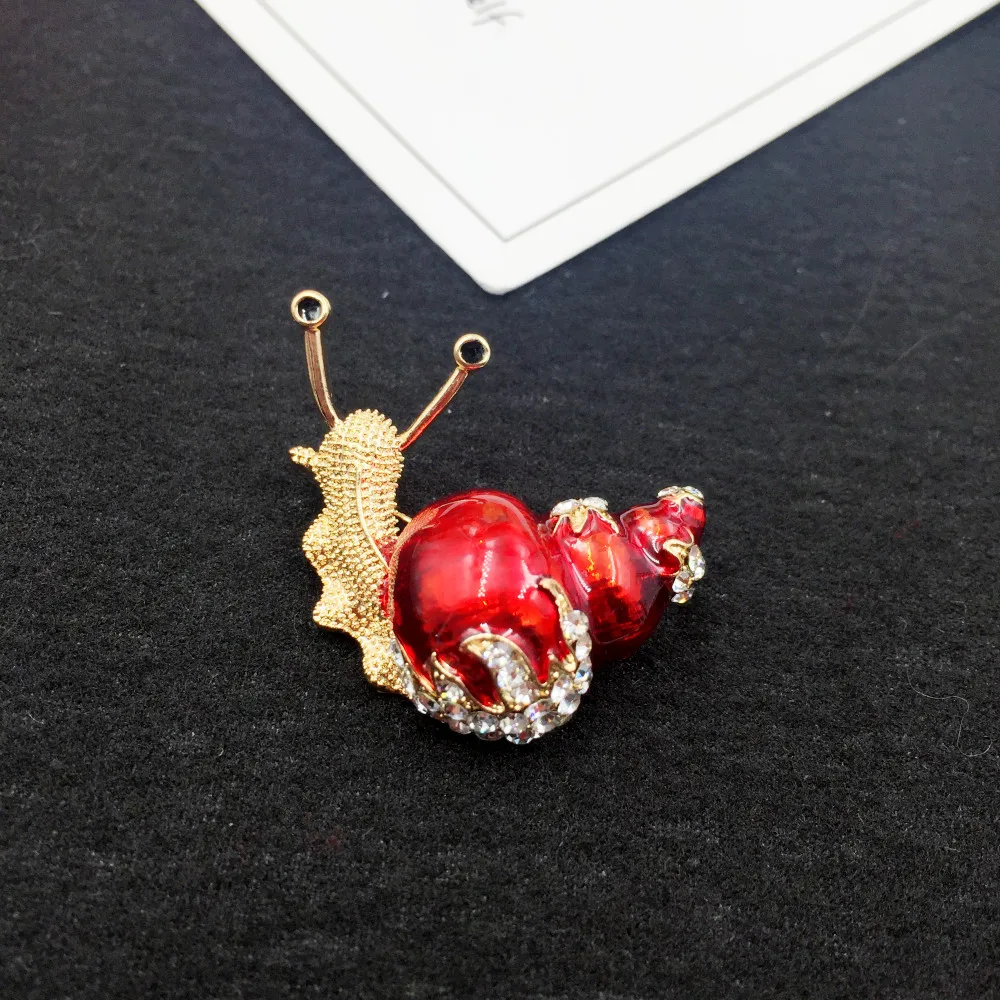 New Style Fashion Cute Rhinestone Snail Brooches for Women Men Vintage Enamel Animal Brooch Sweater Scarf Pin Jewelry Gift
New Style Fashion Cute Rhinestone Snail Brooches for Women Men Vintage Enamel Animal Brooch Sweater Scarf Pin Jewelry Gift