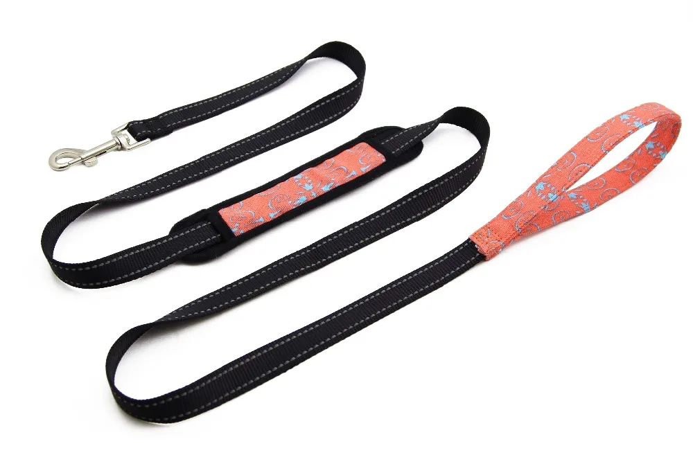 Reflective Nylon Dog Leash for Small Medium Dogs Walking Training,180 CM Long Puppy Leash with Slide Traffic Handle
Reflective Nylon Dog Leash for Small Medium Dogs Walking Training,180 CM Long Puppy Leash with Slide Traffic Handle