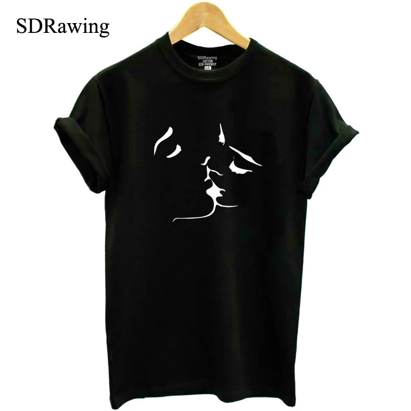 2018New T-shirt Women kiss Side face Letter Print T Shirt Women Tops Casual Brand Tee Shirt Femme Woman Clothing red/white/black
2018New T-shirt Women kiss Side face Letter Print T Shirt Women Tops Casual Brand Tee Shirt Femme Woman Clothing red/white/black