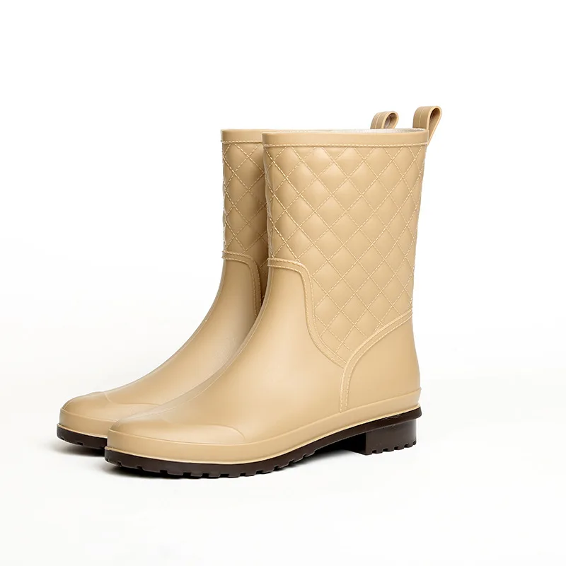 Fashion rain shoes women's short rain boots Casual rubber shoes ladies water shoes mid-calf women's adult rain boots
Fashion rain shoes women's short rain boots Casual rubber shoes ladies water shoes mid-calf women's adult rain boots