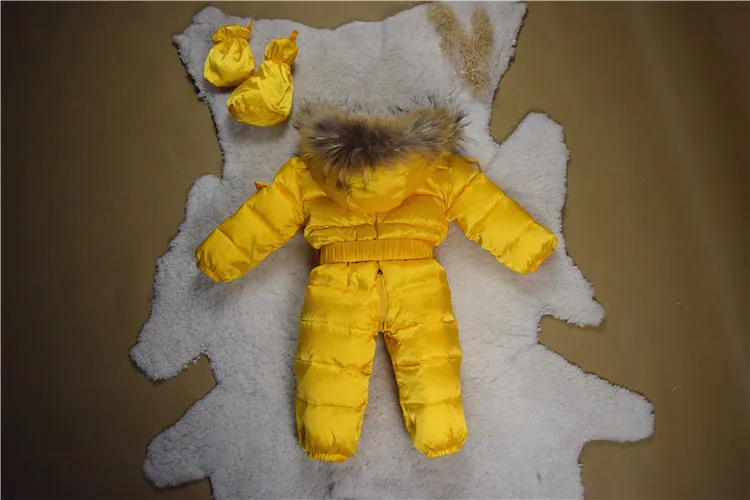 3663115682_756900494