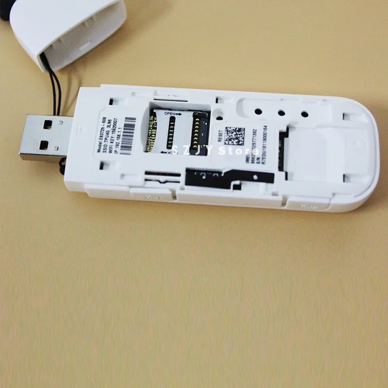 E8372 (4)