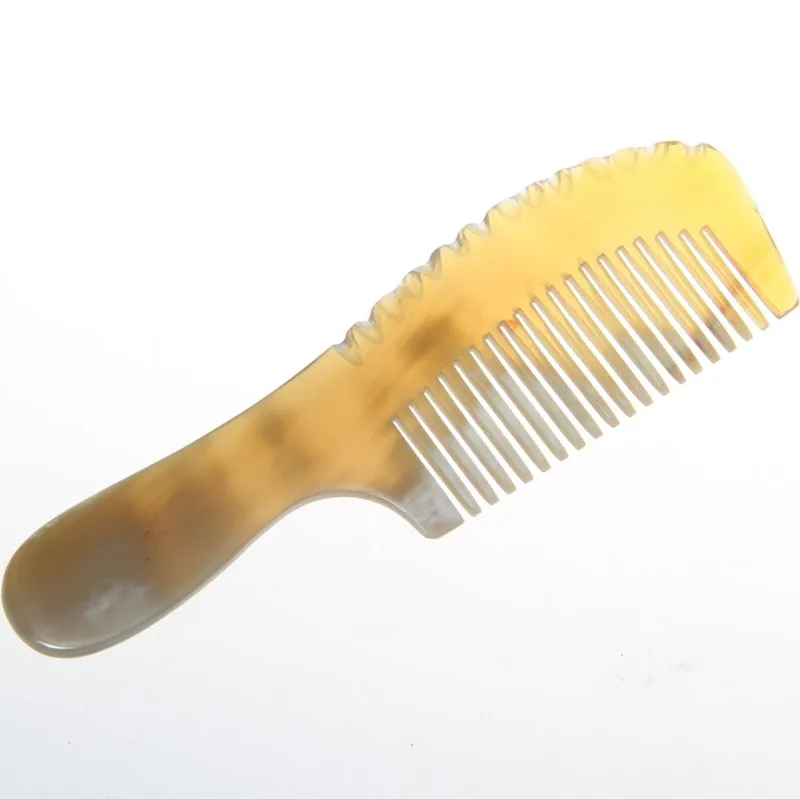 long handle 15cm Natural Buffalo horn Comb Wide Tooth No-static head Massage Hair Brush Health care Hair Styling peine
long handle 15cm Natural Buffalo horn Comb Wide Tooth No-static head Massage Hair Brush Health care Hair Styling peine
