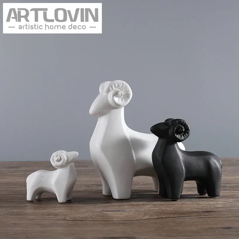 European Modern Style Home Table Decoration Ceramic Sheep Creative and Attractive Black Goat Model 3 Lambs Family Member
European Modern Style Home Table Decoration Ceramic Sheep Creative and Attractive Black Goat Model 3 Lambs Family Member