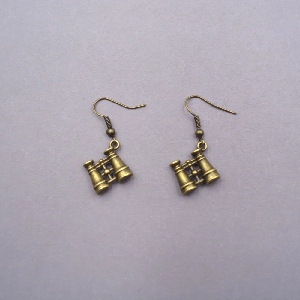 1pair Vintage Handmade Simple Fashion Design punk telescope style telescope Earrings Drop Earrings drop shipping
1pair Vintage Handmade Simple Fashion Design punk telescope style telescope Earrings Drop Earrings drop shipping
