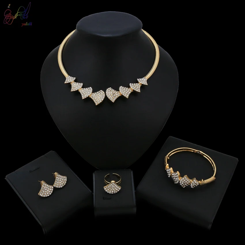 Yulaili Christmas Tree With Crystl Covered Elegance Vivid Gold Color Jewellery Jewelry For Women as Anniversary Gift
Yulaili Christmas Tree With Crystl Covered Elegance Vivid Gold Color Jewellery Jewelry For Women as Anniversary Gift