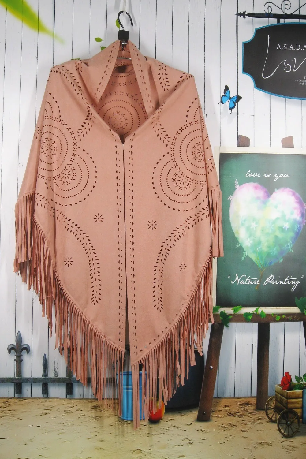 H80&S90 Women Suede Fashion Scarf Sexy Triangle Shawl Tassel Scarves Retro Hollow Shawl Geometric Big Size Fashion Pashmina lady
H80&S90 Women Suede Fashion Scarf Sexy Triangle Shawl Tassel Scarves Retro Hollow Shawl Geometric Big Size Fashion Pashmina lady