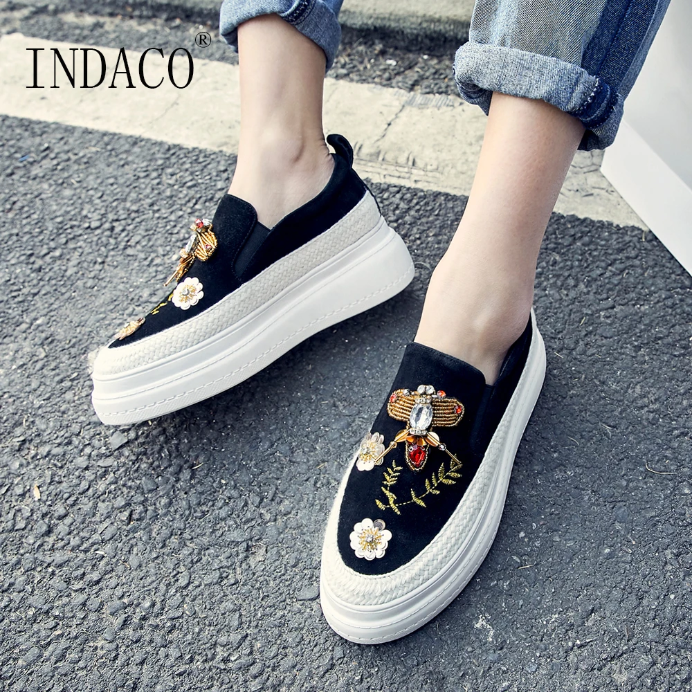 2019 Women Embroidery Casual Shoes Genuine Leather Red Sip on Platform Sneakers Women 6cm
2019 Women Embroidery Casual Shoes Genuine Leather Red Sip on Platform Sneakers Women 6cm