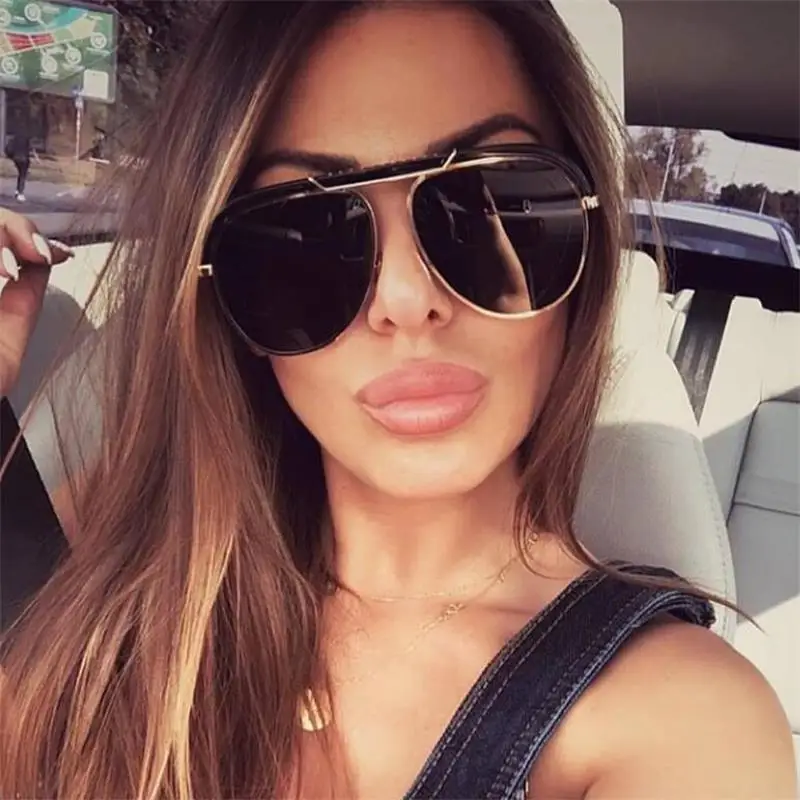 D Brand Sunglasses Woman Fashion 2019 Summer Glasses Designer Luxury Pilot Sunglasses Gold Black Shade For Women Sexy oculos
D Brand Sunglasses Woman Fashion 2019 Summer Glasses Designer Luxury Pilot Sunglasses Gold Black Shade For Women Sexy oculos