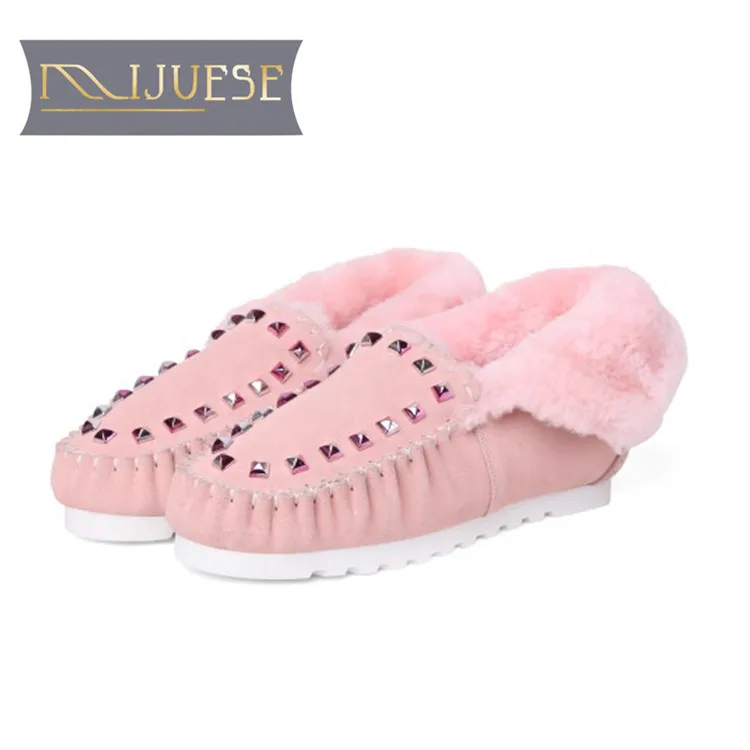 MLJUESE 2019 women ankle boots Cow Suede slip on rivets pink color winter wool+short plush snow boots women boots size 34-42
MLJUESE 2019 women ankle boots Cow Suede slip on rivets pink color winter wool+short plush snow boots women boots size 34-42