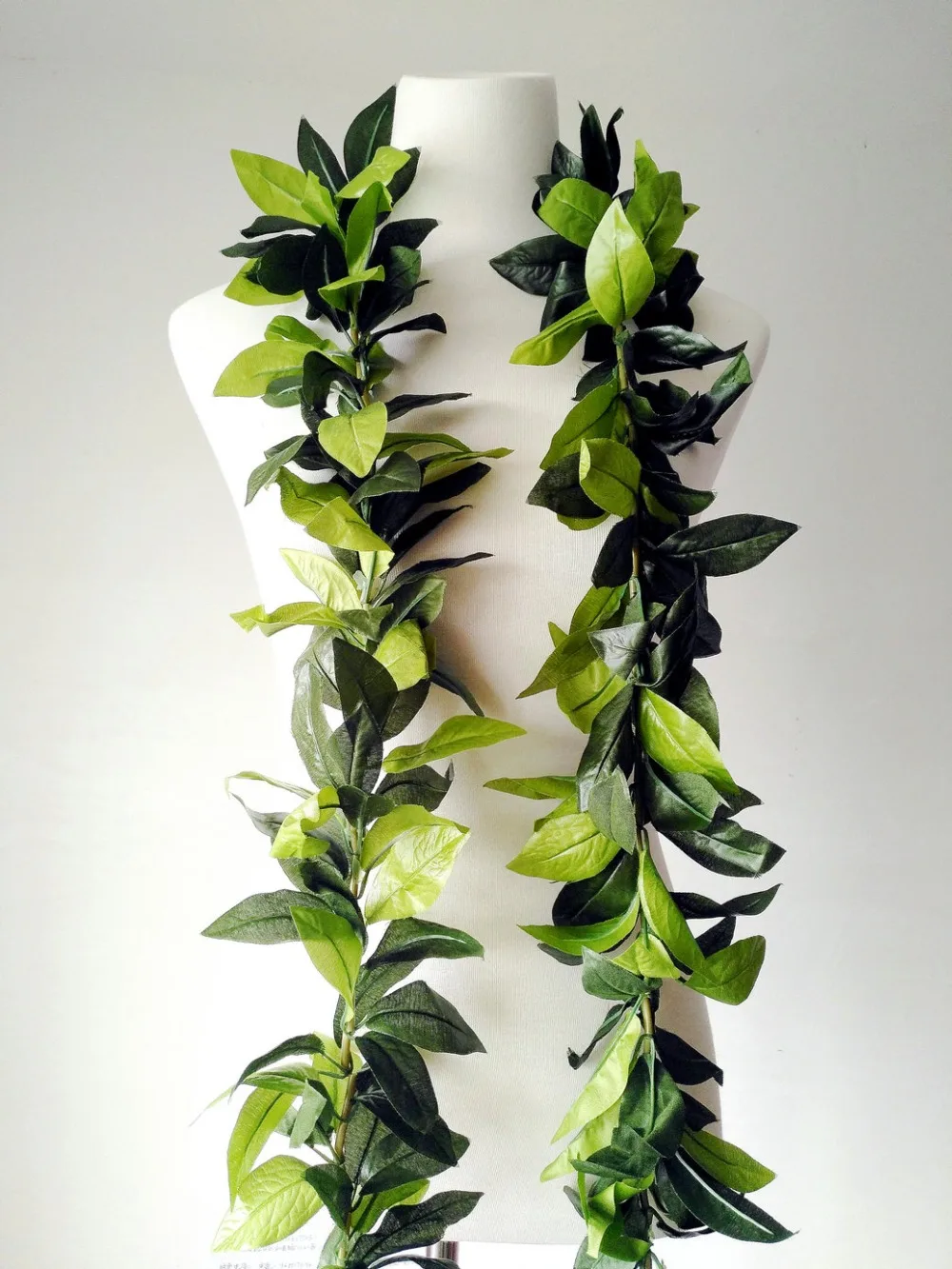 CH0001 50PCS/lot CH001 180cm Artifical Silk Maile Lei Hawaii hula dancer, tropical flower,party Women Summer Beach
CH0001 50PCS/lot CH001 180cm Artifical Silk Maile Lei Hawaii hula dancer, tropical flower,party Women Summer Beach