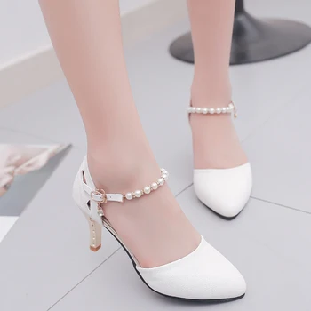 2019 summer new hollow high heels Korean fashion hollow thin with pearl casual women shoes
2019 summer new hollow high heels Korean fashion hollow thin with pearl casual women shoes