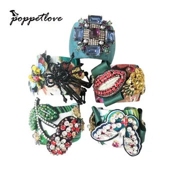Newest Fashion Jewelry Statement Crystal CROSS Open Charm Sequins Bracelets & Bangles Factory wholesale
Newest Fashion Jewelry Statement Crystal CROSS Open Charm Sequins Bracelets & Bangles Factory wholesale
