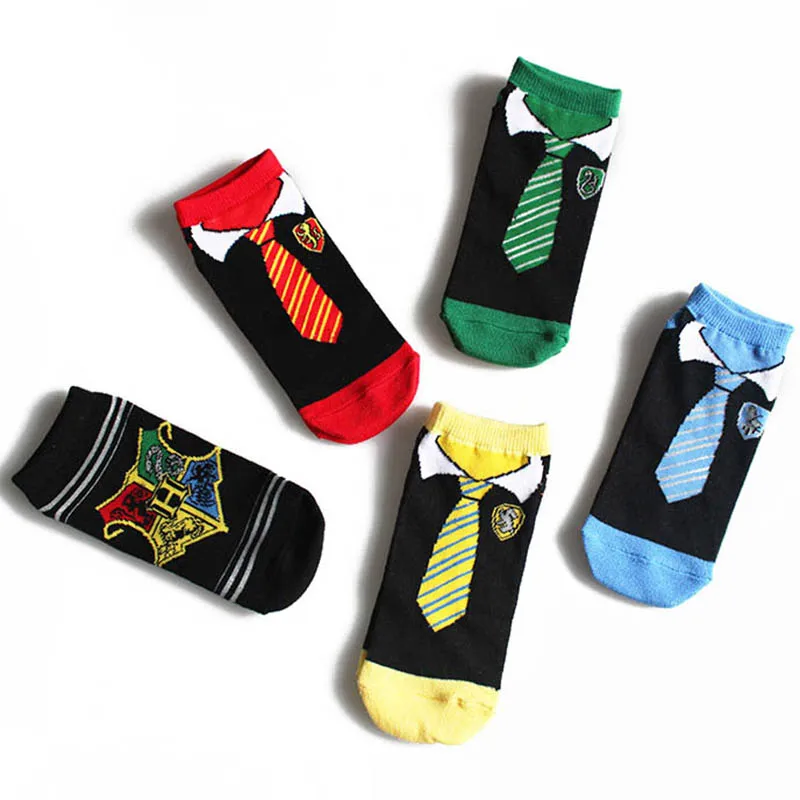 Hogwarts Emblem Socks Magician Girls Boys Socks With Gryffindor Slytherin Tie Print Ankle Socks Kids Spring Cotton Funny Socks
Hogwarts Emblem Socks Magician Girls Boys Socks With Gryffindor Slytherin Tie Print Ankle Socks Kids Spring Cotton Funny Socks