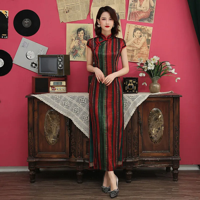 Summer Cheongsam Stripe Short Sleeve Long Qipao Wedding Dress Chinese Traditional Dress Vintage Robe Orientale Femme
Summer Cheongsam Stripe Short Sleeve Long Qipao Wedding Dress Chinese Traditional Dress Vintage Robe Orientale Femme