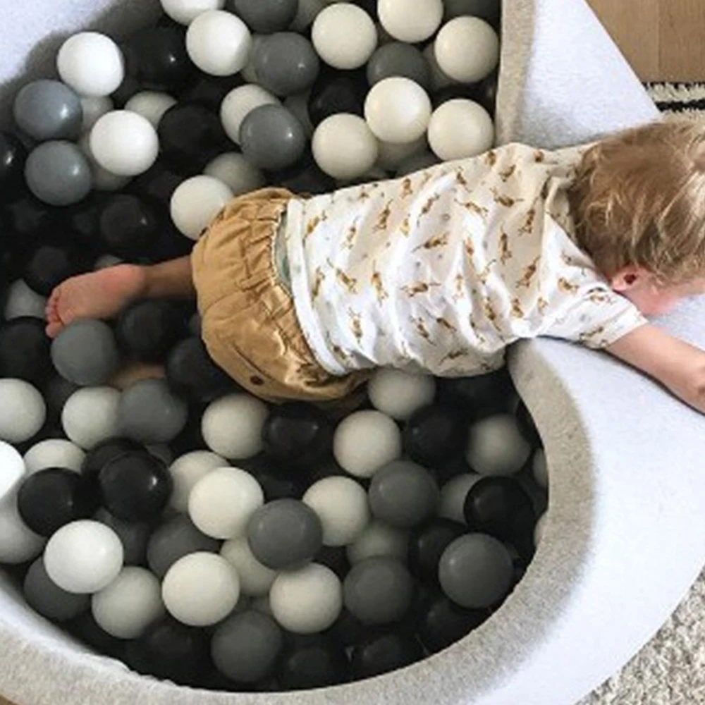 100Pcs/Set Eco-Friendly Black White Gray Plastic Ball Toys Soft Ocean Balls Pool Baby Swim Pit Stress Air Ball Outdoor Sport Toy
100Pcs/Set Eco-Friendly Black White Gray Plastic Ball Toys Soft Ocean Balls Pool Baby Swim Pit Stress Air Ball Outdoor Sport Toy