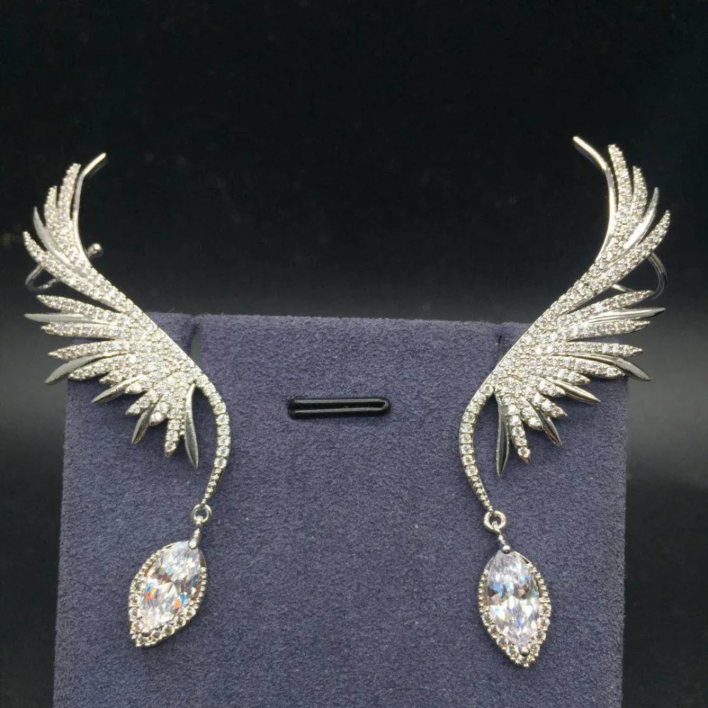 Trendy Luxury AAA Cubic Zirconia Stone Waterdrop Pendant Angel Wing Ear Cuff Earrings For Women Autumn Collection Accessories
Trendy Luxury AAA Cubic Zirconia Stone Waterdrop Pendant Angel Wing Ear Cuff Earrings For Women Autumn Collection Accessories