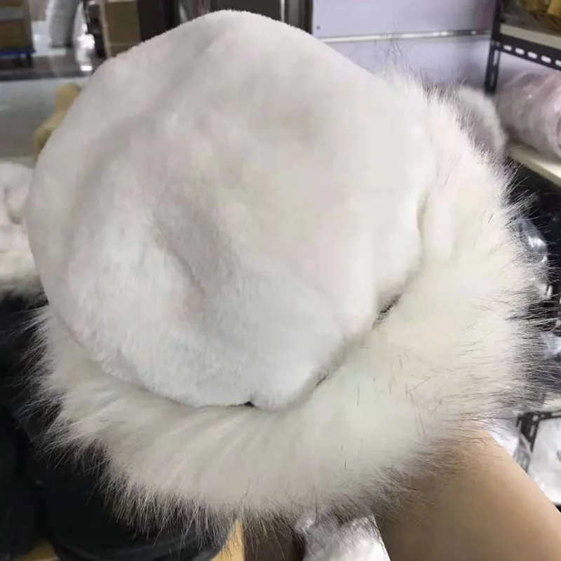 White2