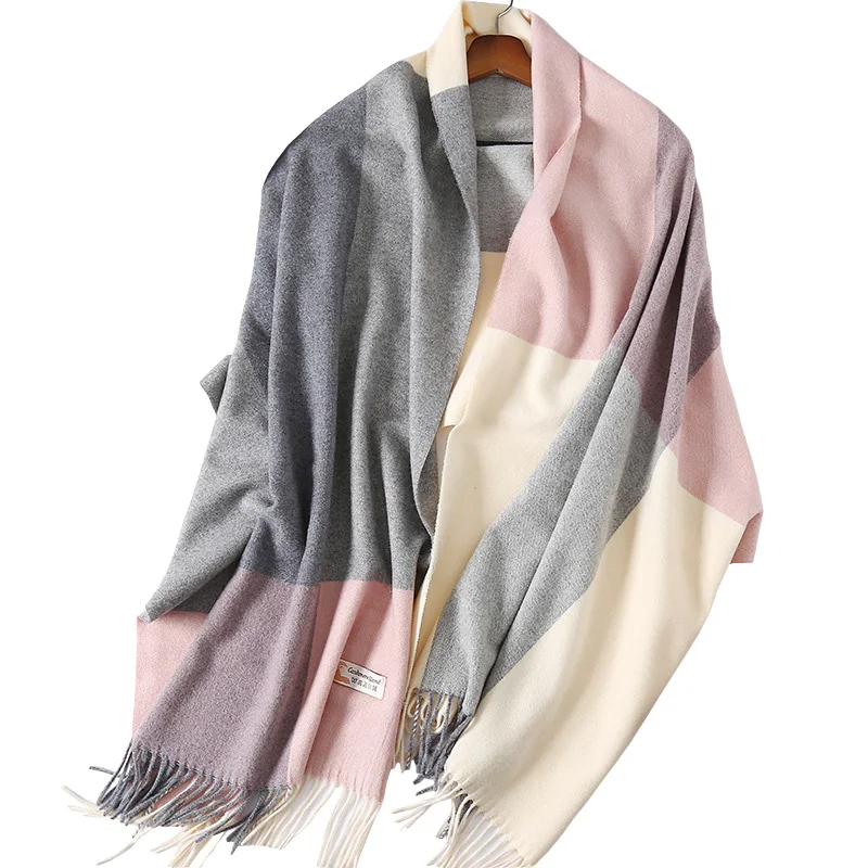 High Quality European Britsh Style 100% Cashmere Plaid Checks Assorted Colors Scarf Women Winter Warm Wool Shawl Pashmina Wraps
High Quality European Britsh Style 100% Cashmere Plaid Checks Assorted Colors Scarf Women Winter Warm Wool Shawl Pashmina Wraps
