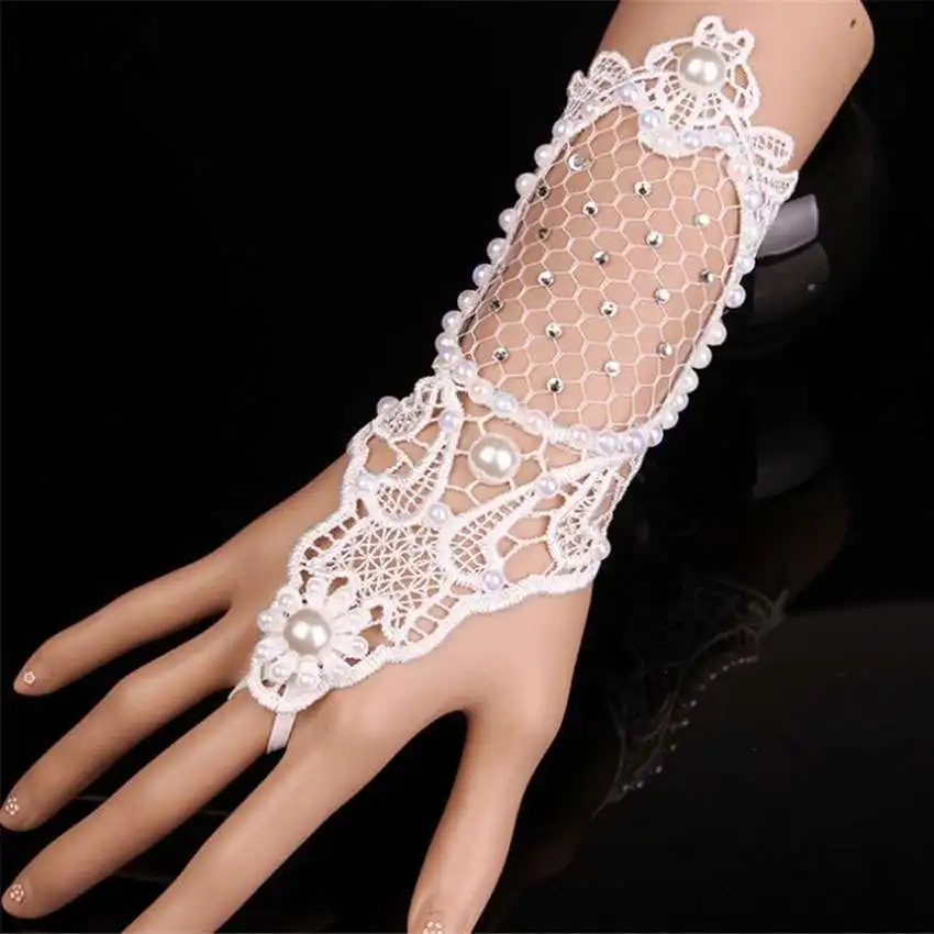 MHS.SUN 2017 New Wedding Bridal Lace Flower Bracelets & Bangles White Pearls Femme Bracelet Hand Chain For Women Gift FY015
MHS.SUN 2017 New Wedding Bridal Lace Flower Bracelets & Bangles White Pearls Femme Bracelet Hand Chain For Women Gift FY015