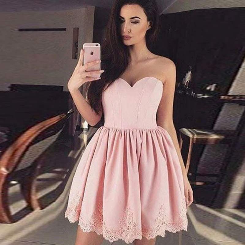 Sexy Homecoming Dresses 2019 Short Simple Satin Homecoming Dresses for Girl Pink Simple Applique Graduation Prom Dress
Sexy Homecoming Dresses 2019 Short Simple Satin Homecoming Dresses for Girl Pink Simple Applique Graduation Prom Dress