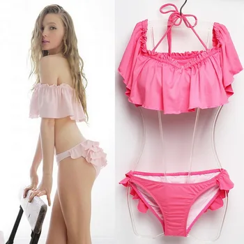 2019 Summer Ladies Ruffle Bikini Set Two Pieces Separate Ruched Swimsuit With Flounces Women's Swimwear bandeau volantes Pink
2019 Summer Ladies Ruffle Bikini Set Two Pieces Separate Ruched Swimsuit With Flounces Women's Swimwear bandeau volantes Pink