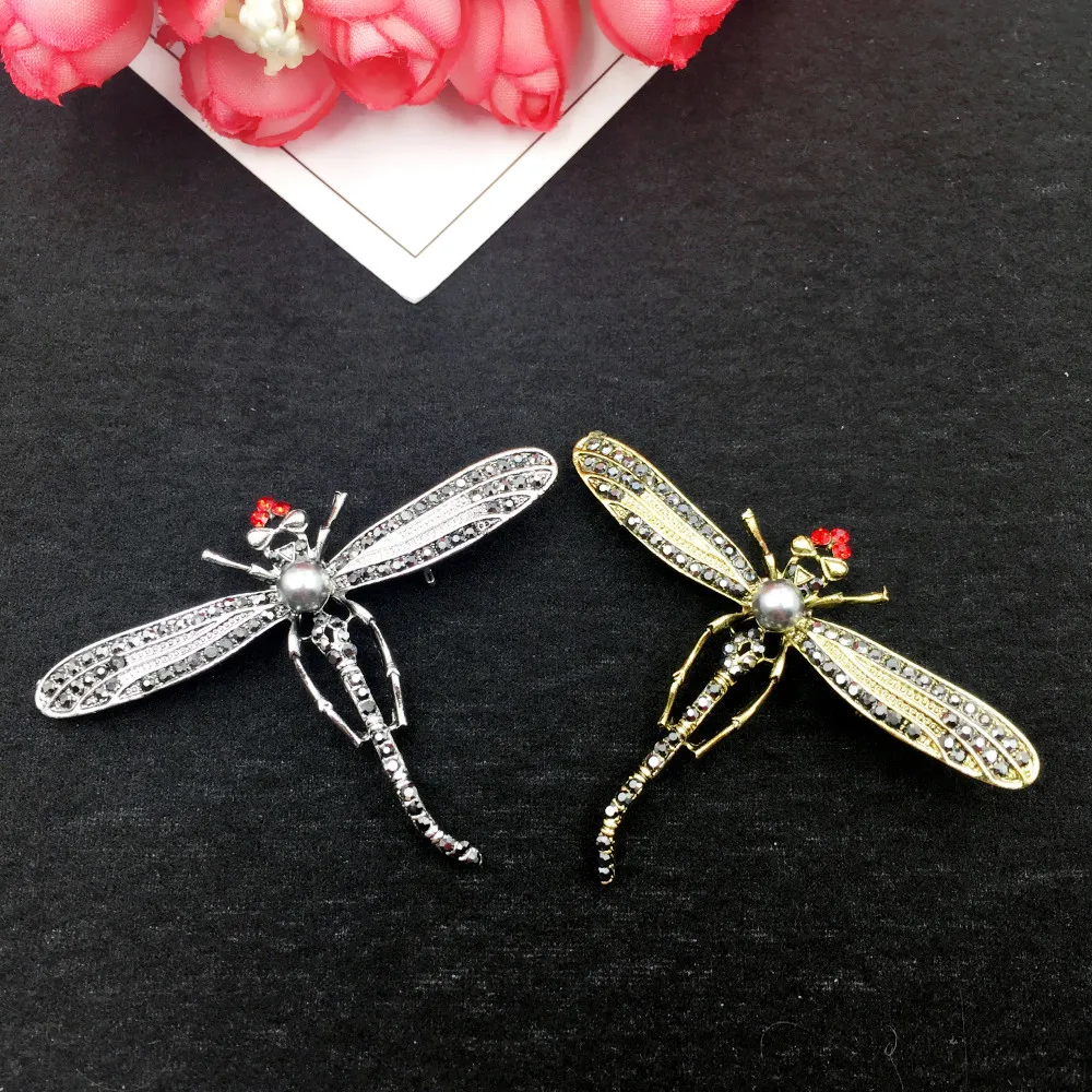 New Vintage Cute Rhinestone Dragonfly Brooch for Women Men Fashion Animal Brooches Sweater Scarf Hijab Pins Jewelry
New Vintage Cute Rhinestone Dragonfly Brooch for Women Men Fashion Animal Brooches Sweater Scarf Hijab Pins Jewelry