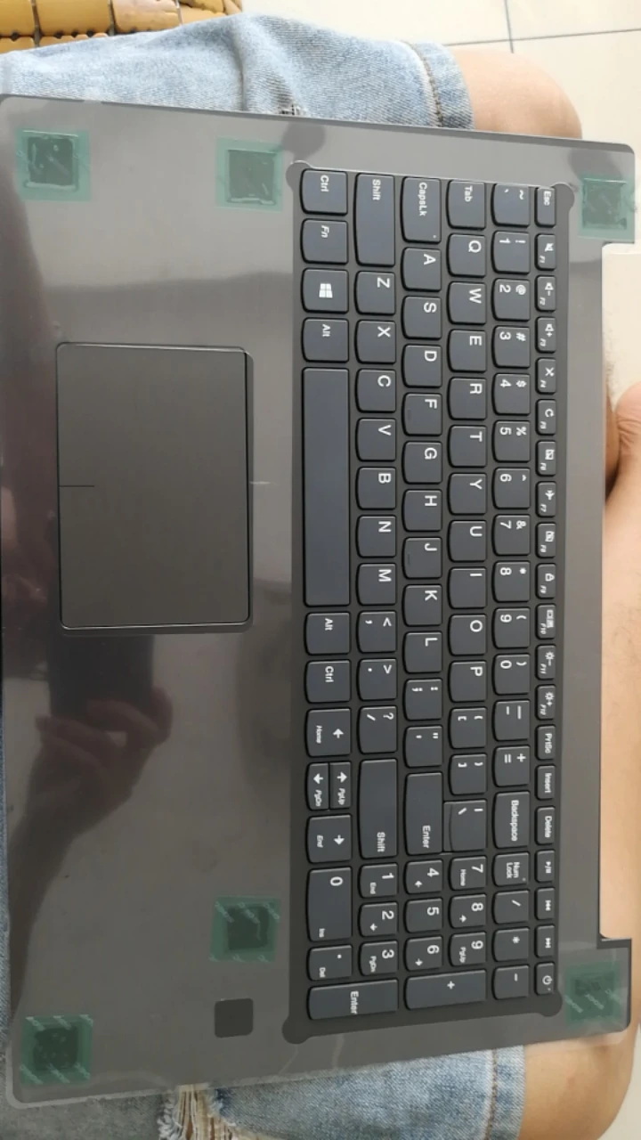 NEW Ideapad 320-15 520-15 5000 C cover with the keyboard(without the back light)
NEW Ideapad 320-15 520-15 5000 C cover with the keyboard(without the back light)