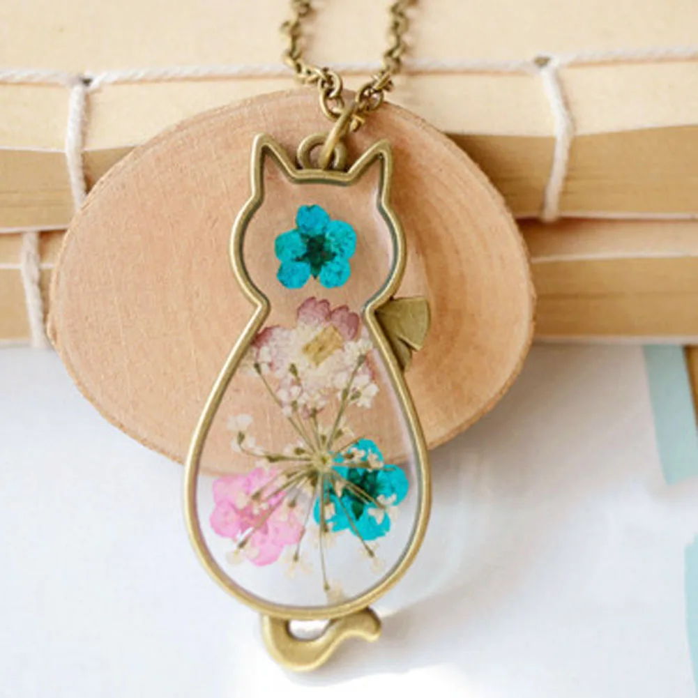 2018 Vintage Handmade Retro Bronze Cat Shape Natural Dried Flowers Necklaces & Pendants Diy For Women Jewelry
2018 Vintage Handmade Retro Bronze Cat Shape Natural Dried Flowers Necklaces & Pendants Diy For Women Jewelry