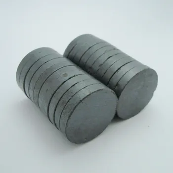 XICIMAG 50pcs Permanent magnet dia20x3mm Ferrite Black Magnetic Disc fridge magnetic button, not strong magnets
XICIMAG 50pcs Permanent magnet dia20x3mm Ferrite Black Magnetic Disc fridge magnetic button, not strong magnets