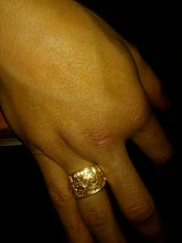 Huitan-Anillo de lujo con letra de Color oro K para hombre, diseño de trofeo, Circonia cúbica brillante, boda, marido, fiesta, regalo de cumpleaños, joyería